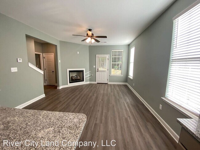 Foto del edificio - 3 br, 2.5 bath House - 355 Darrell Cove