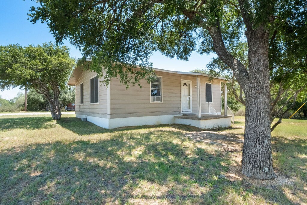 1202 Eastcrest Dr, Granite Shoals, TX 78654 House Rental in Granite