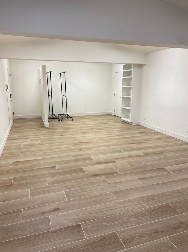 Foto del edificio - 8940 N Ramsey Rd