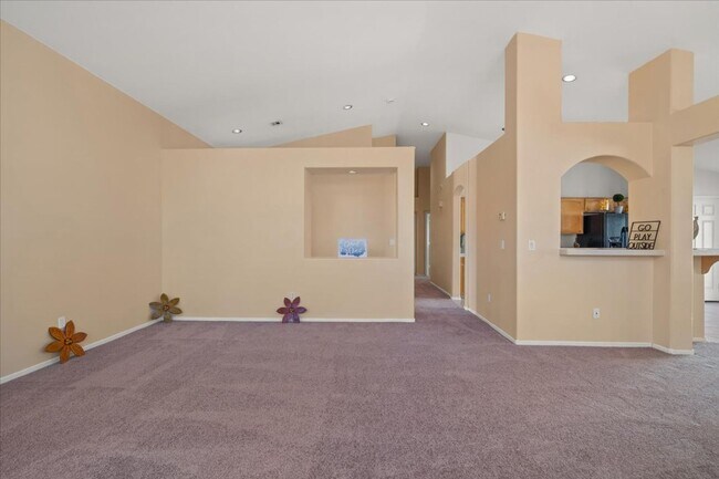 Foto del edificio - 3441 Bedfordshire Pl