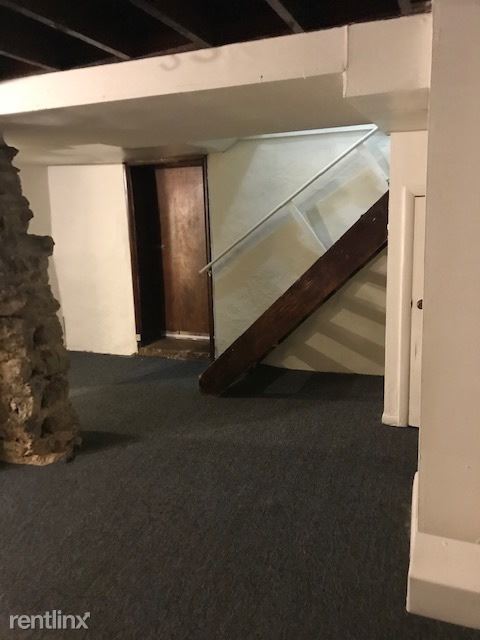 Building Photo - 1208 Spruce St