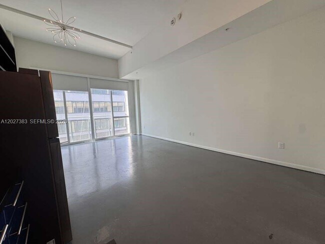 Foto del edificio - 253 NE 2nd St