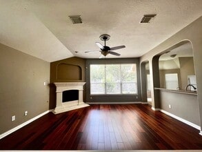 Building Photo - 23907 Hackberry Creek Dr