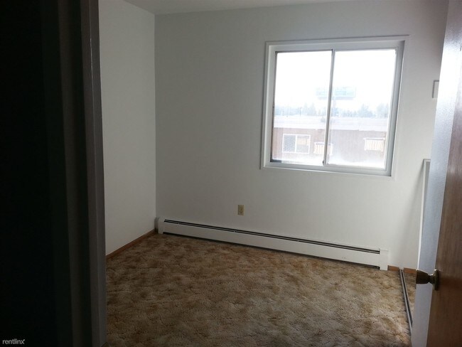 Building Photo - 2 br, 1 bath  - 1510 6th Ave SW
