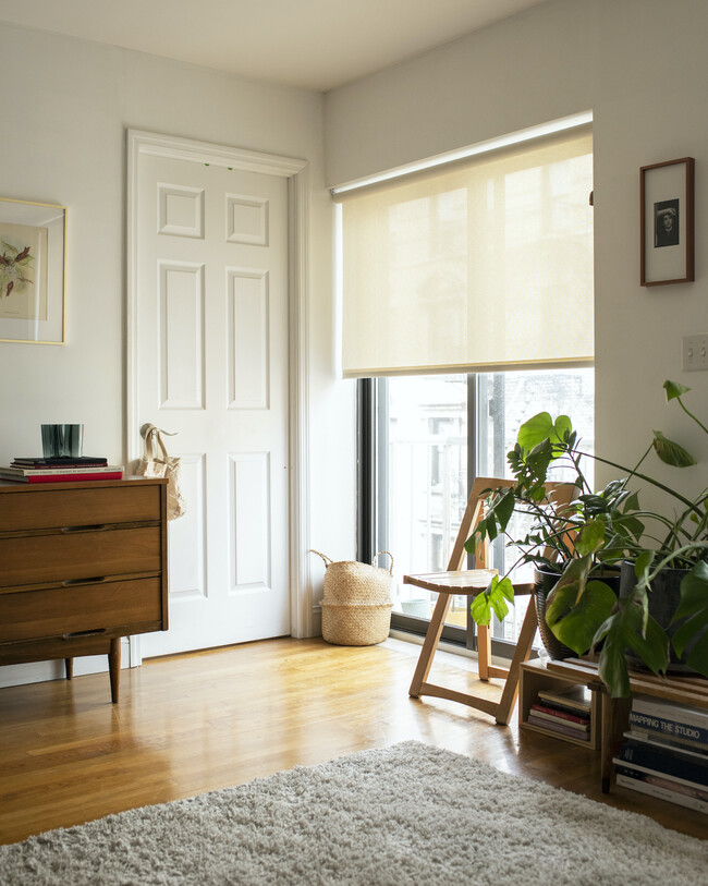 Living Room - 46 Hester St