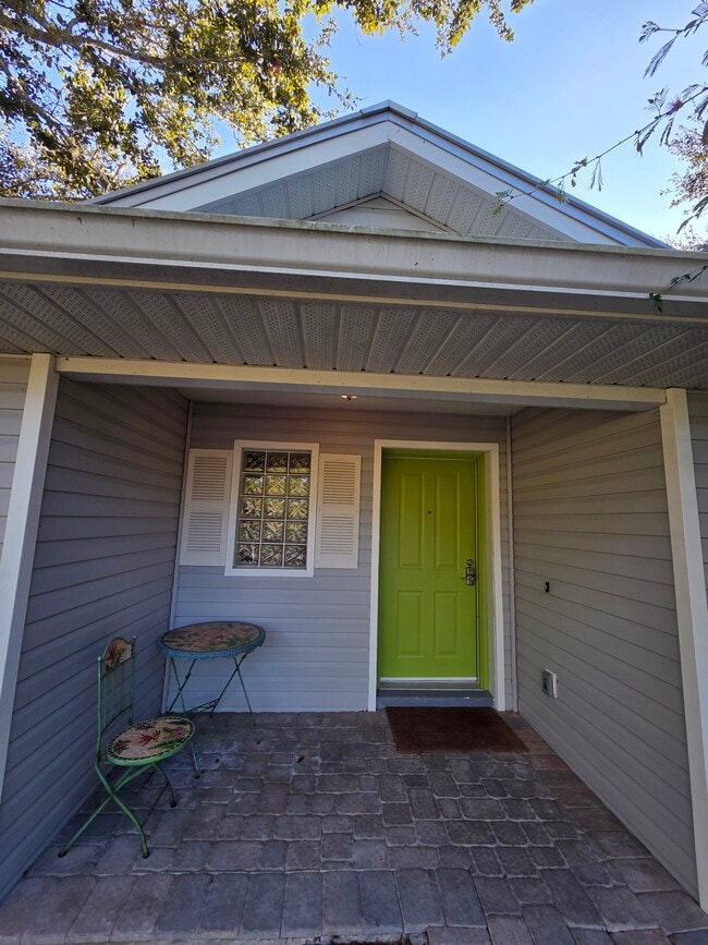 Foto del edificio - 1769 Manasota Beach Rd