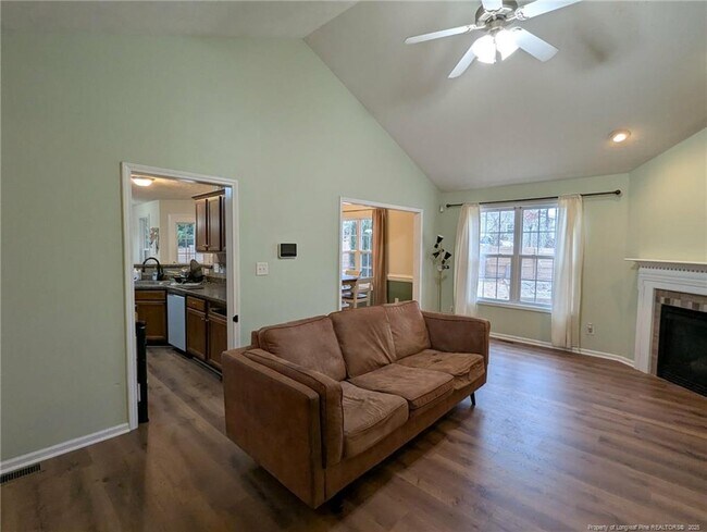 Foto del edificio - 45 Copper Loop