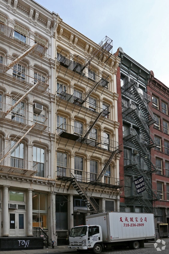 Primary Photo - 10 Greene St