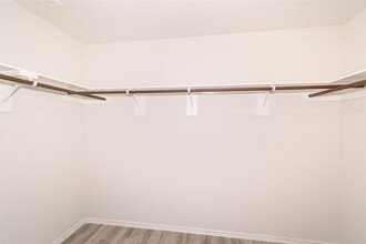 Building Photo - 8507 Hilda Oaks Dr