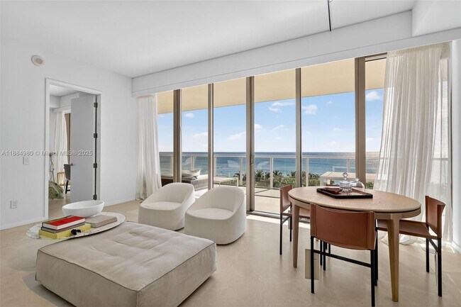 Foto del edificio - 9705 Collins Ave