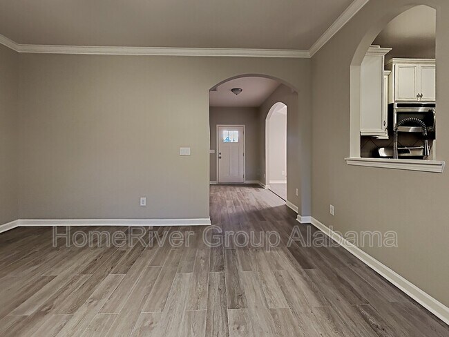 Building Photo - 304 Chesser Loop Cir