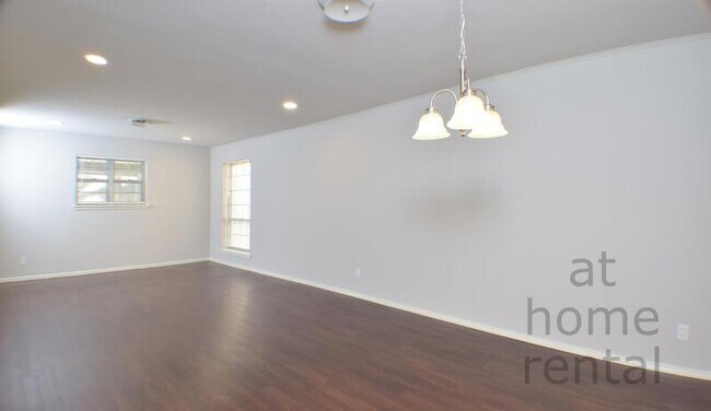 Foto del edificio - 4711 S Fulton Pl
