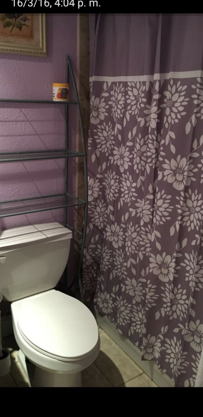 Foto del edificio - 1925 Madison St