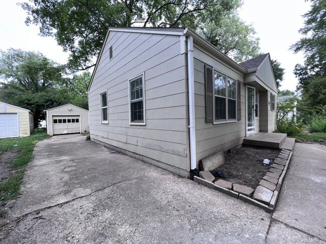 Building Photo - 7523 Jarboe St