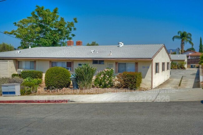 Foto del edificio - 120 Trellis Ln