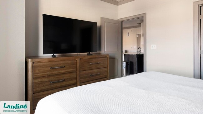 Building Photo - 18021 Kingsland Blvd