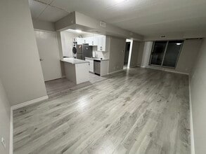 Building Photo - 251 Erb St. W