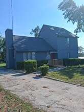 Building Photo - 3999 Pleasant Home Rd