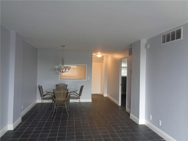 Foto del edificio - 1777 SE 15th St