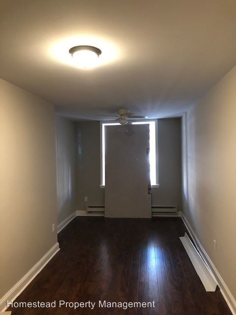 Building Photo - 49 Farson St