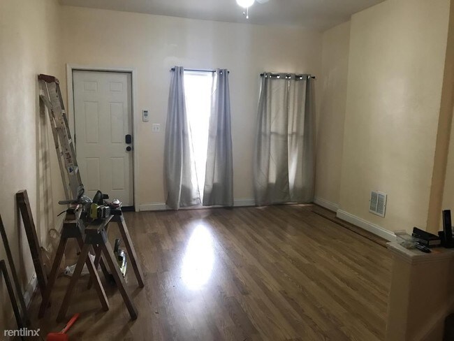 Foto del edificio - 2705 Riggs Ave