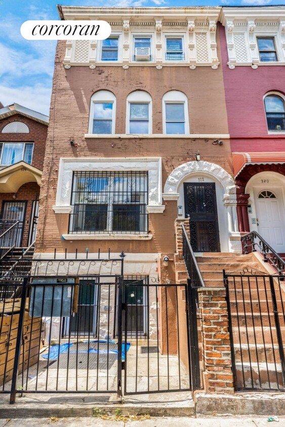 Primary Photo - 322 Throop Ave