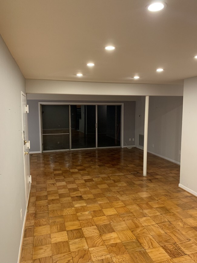 Foto del edificio - 11603 Vantage Hill Rd