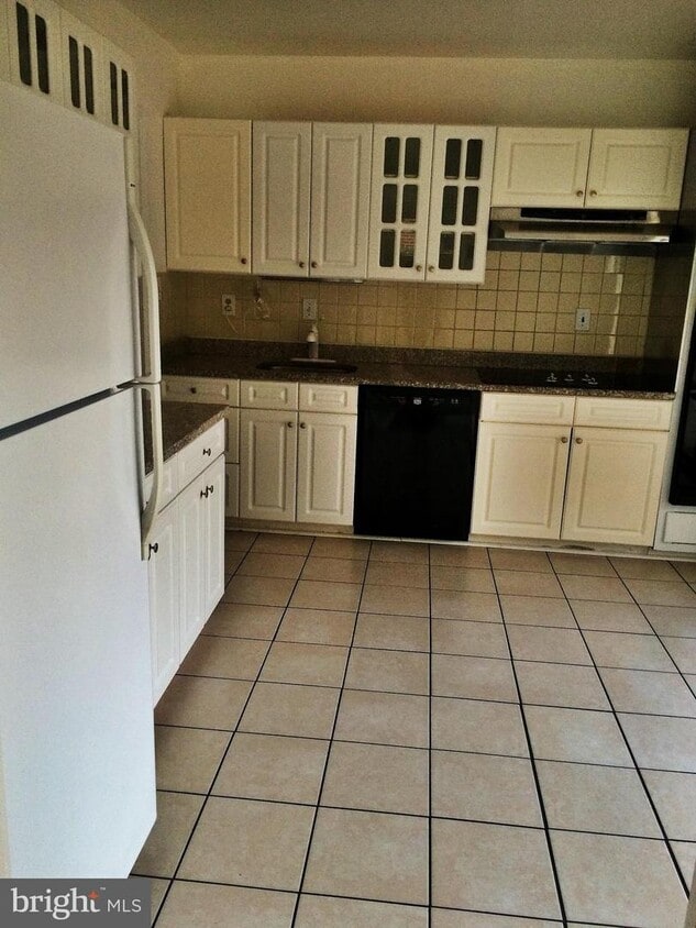 9229 E Parkhill Dr, Bethesda, MD 20814 House Rental in Bethesda, MD