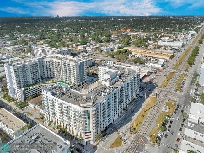 Building Photo - 140 S Dixie Hwy