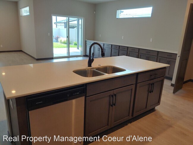 Foto del edificio - 3 br, 2 bath House - 246 N Olivewood Ln.