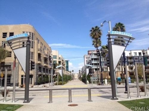 Foto del edificio - 133 The Promenade N