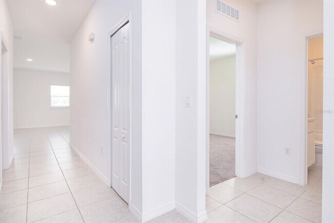 Foto del edificio - 566 Pawnee Ct