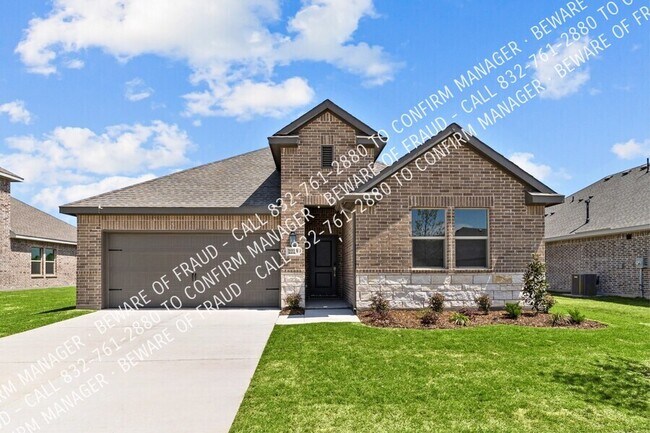 Foto del edificio - 2229 Maple Ridge Dr