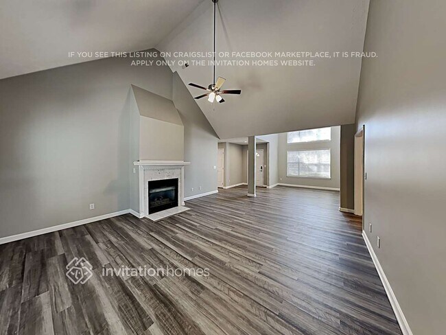 Building Photo - 6808 Loretta Pl