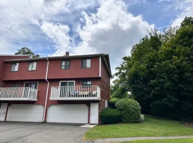 Building Photo - 74 Churchill Dr