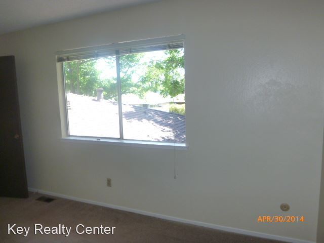 Building Photo - 2 br, 1 bath House - 8943 El Mirador Drive #3