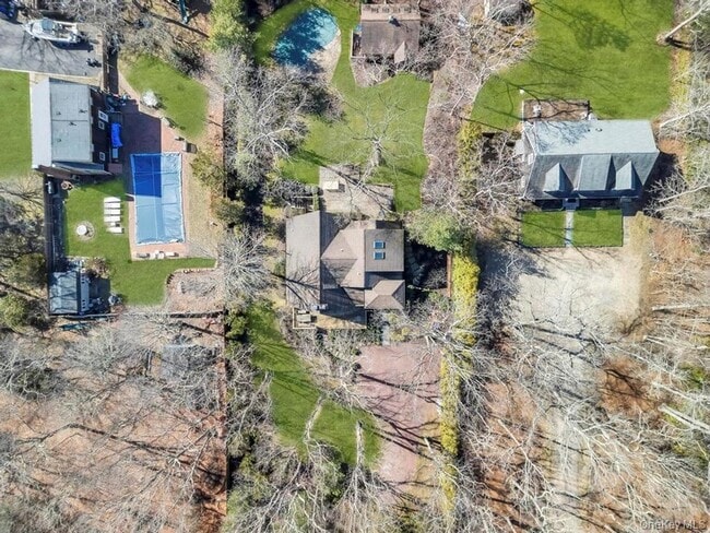 Building Photo - 150 Copeces Ln