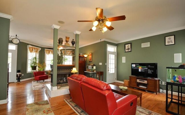 Foto del edificio - 202 Azalea Road