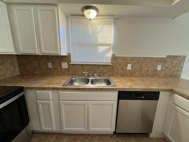 6005 Fortuna Rd NW Unit A, Albuquerque, NM 87105 - Apartments in ...