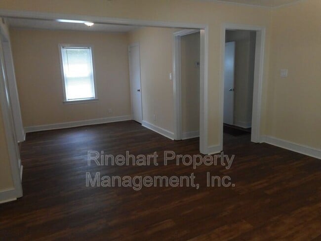 Foto del edificio - 408 Cummings St