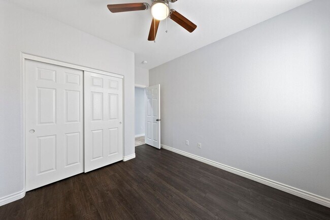 Building Photo - 7423 Pepperbox Ave