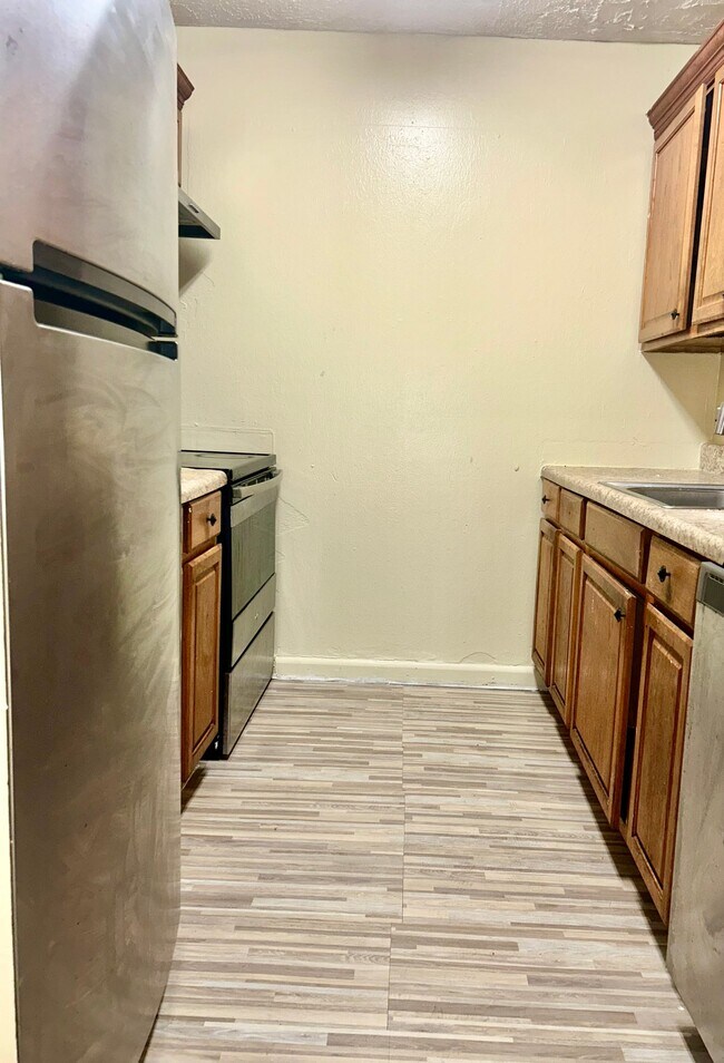 Photo - 2440 NW 39th Wy Apartment