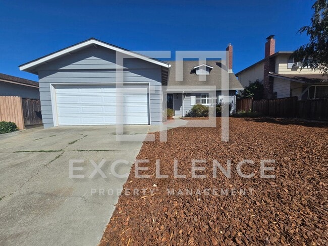 2 Story 4/2 + Office, Hwf, Pets Negotiable... - 2 Story 4/2 + Office, Hwf, Pets Negotiable... House