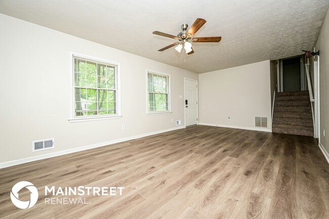 Building Photo - 5762 Northspring Dr
