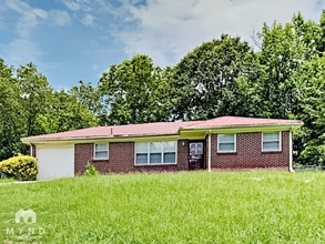Building Photo - 108 Winnetka Way