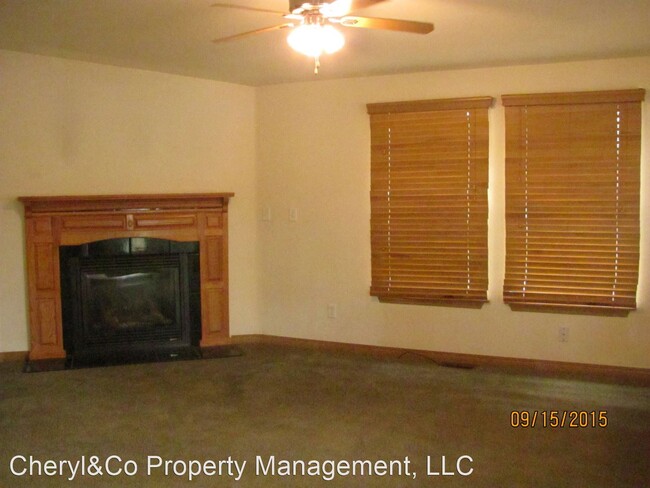 Building Photo - 3 br, 2 bath House - 480 Denver Ave -