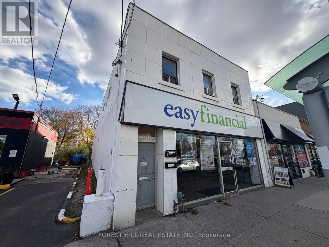 Primary Photo - 739 The Queensway