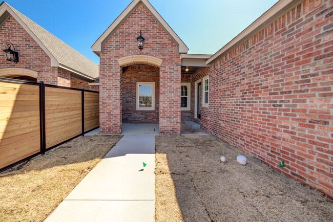 Foto del edificio - 3/2/2 Luxury Patio Home!