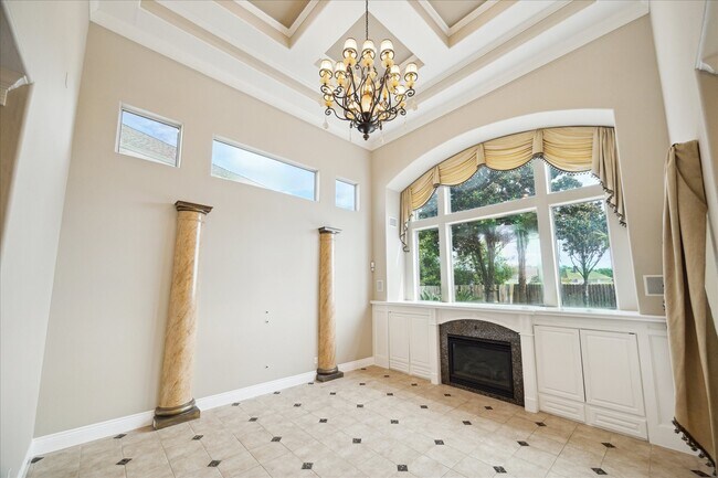 Building Photo - 5402 Oakville Ct