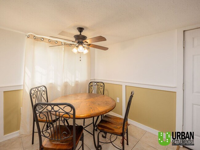 Foto del edificio - Charming 1-Bedroom Home with Cozy Upgrades...